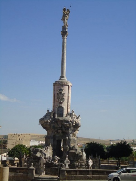 Monumento a San Rafael