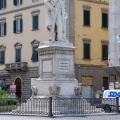 Statua a Camillo Benson conte di Cavour a Livorno